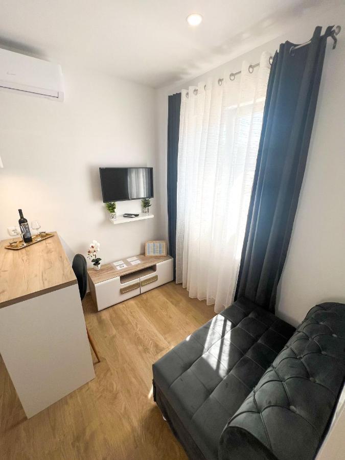 Apartman Ana, ザダル エクステリア 写真